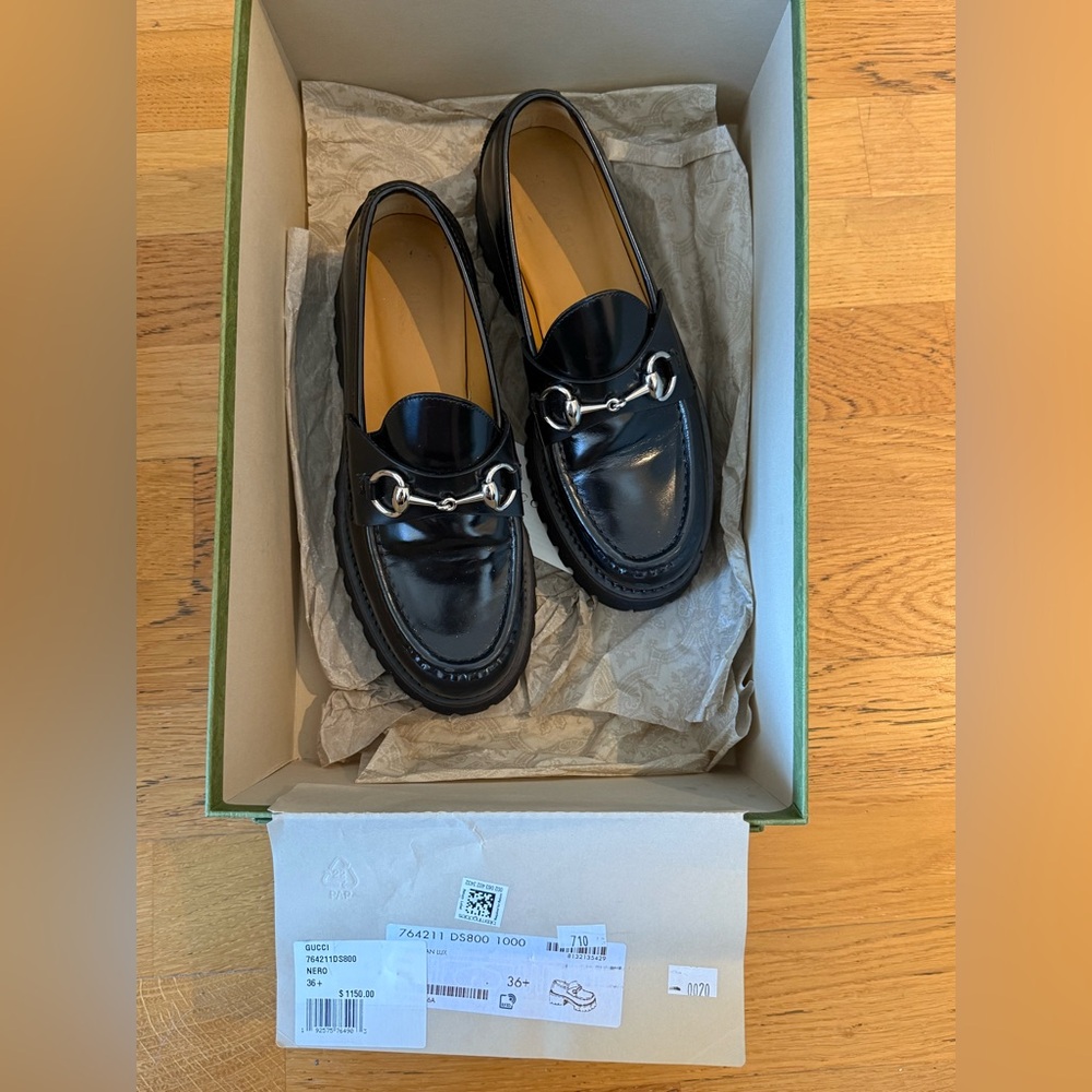 Gucci Black Leather Horsebit Loafers - Picture 2 of 8
